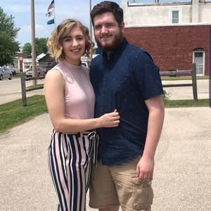 Meet your Posher, Leah